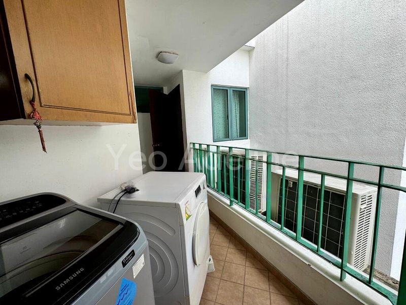 4 Bed Condo for Sale in  Stratford Court - Image 3